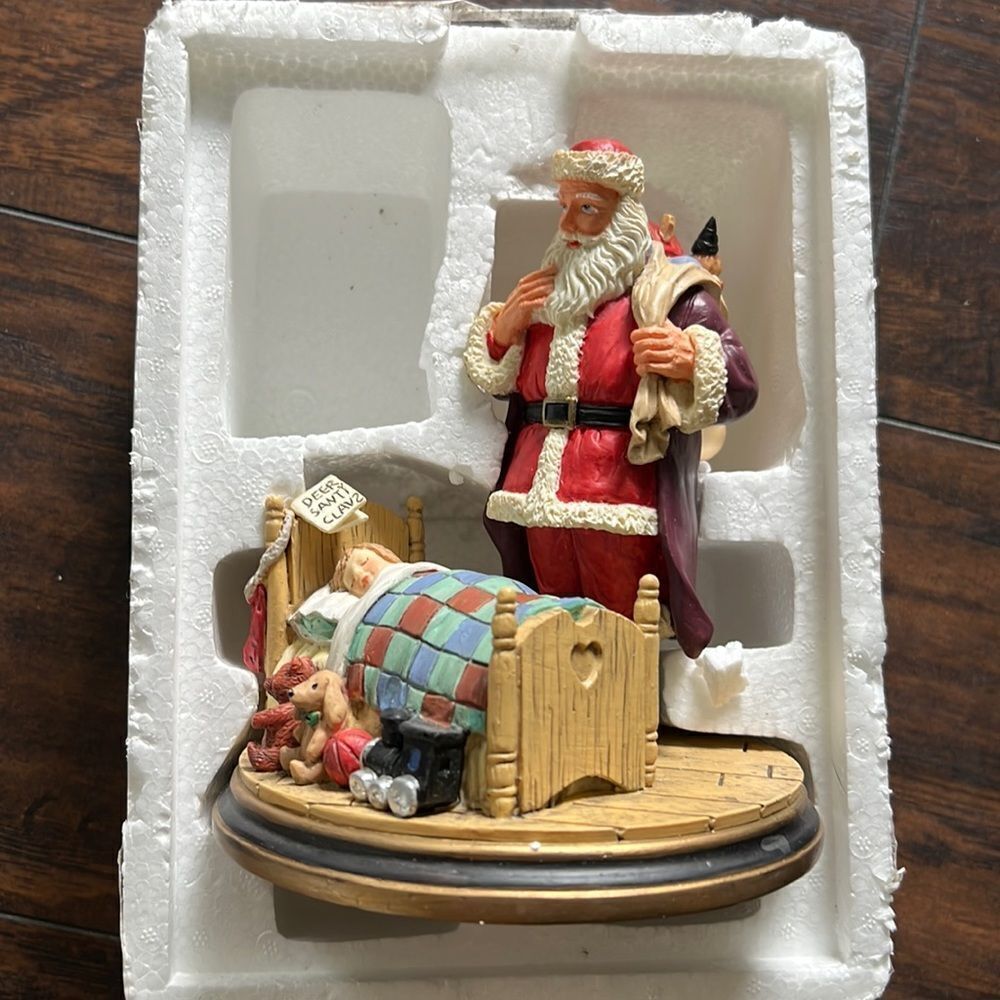 Norman Rockwell's Heirloom Santa Collection 1995‎ Deer Santy Claus Figurine